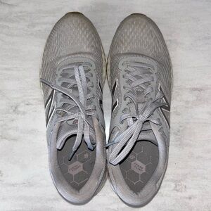 New Balance Light Gray Sneakers